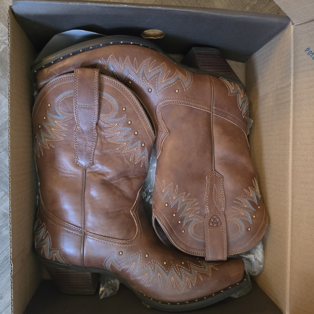 Ariat Brown Western Ankle Booties with Embroidered Detail